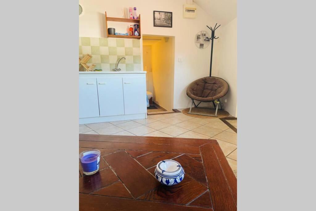 Appartement Joli petit studio en plein coeur centre ville à Méru Extérieur photo