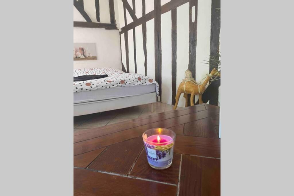 Appartement Joli petit studio en plein coeur centre ville à Méru Extérieur photo